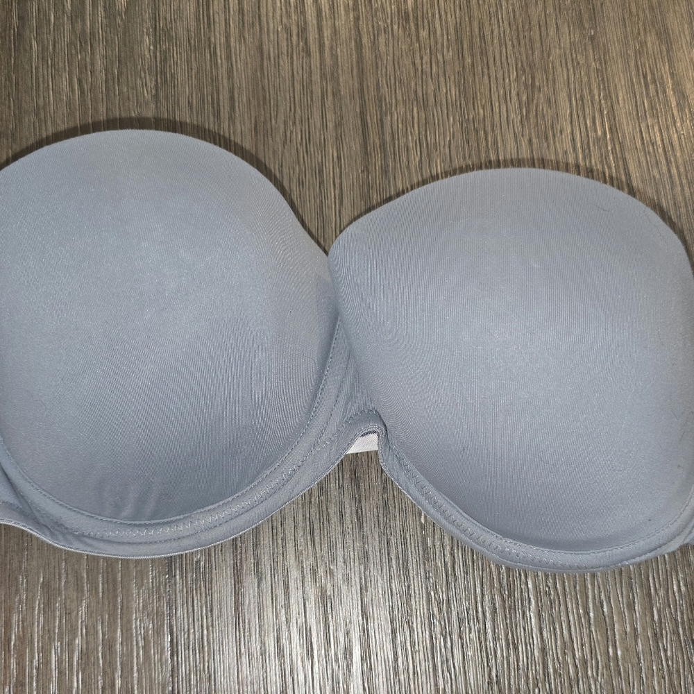 Victoria Secret Sz. 34C Grey Strapless Push Up Bra